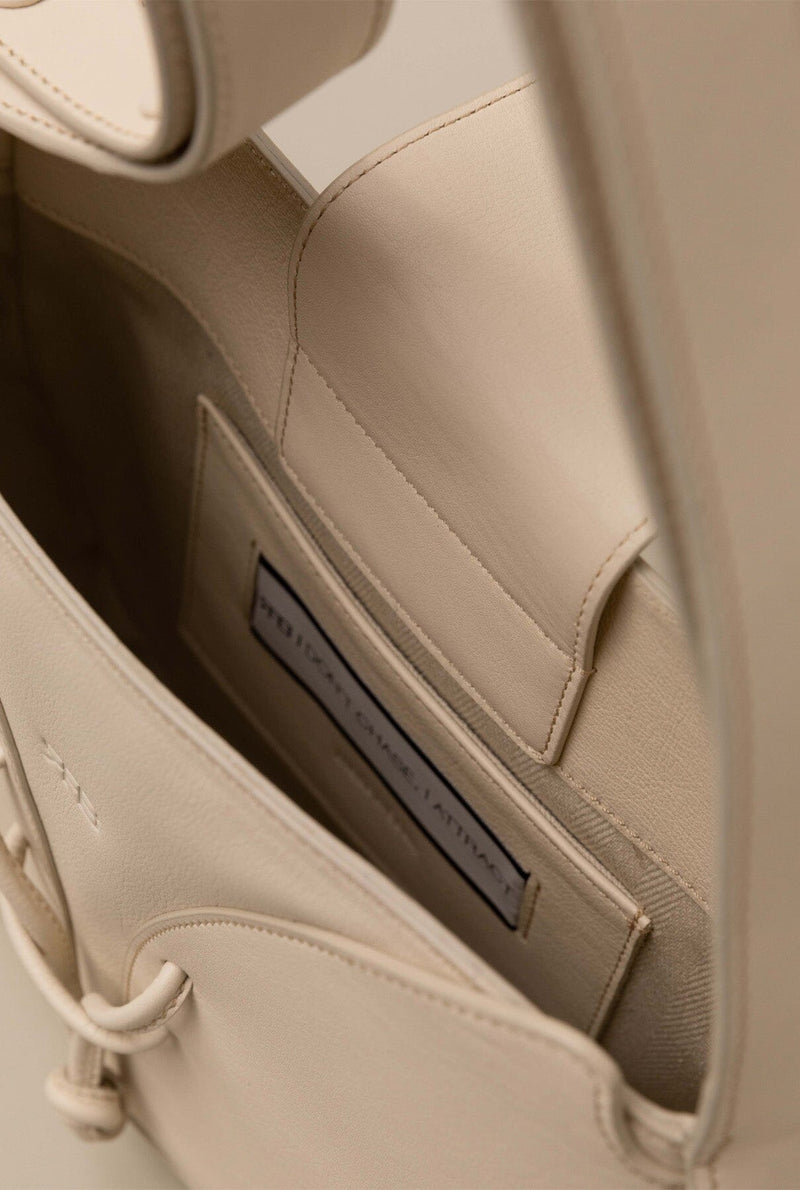 Garra Warm White Leather Tote Bag
