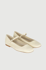 Julieta Mary Janes in Ivory Leather