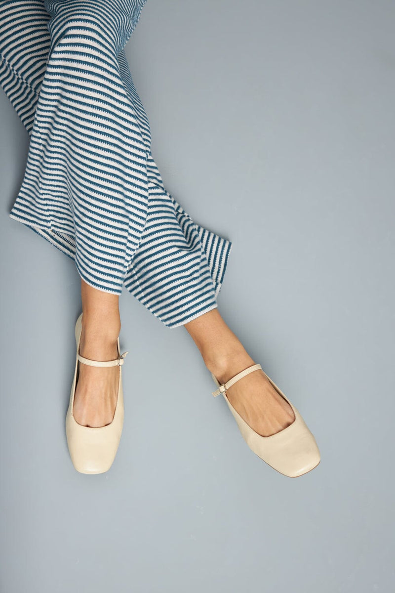 Julieta Mary Janes in Ivory Leather