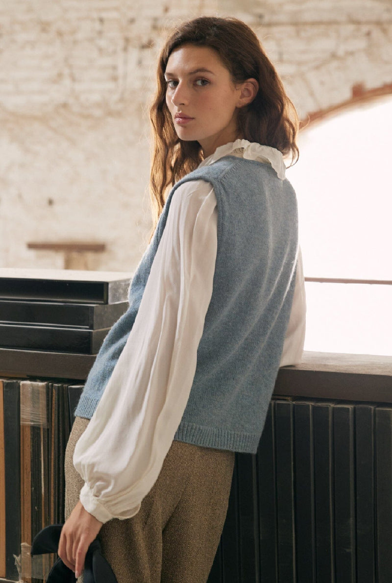 Mumi Bow Vest Sky Blue