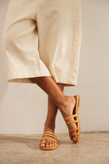 Olimpia flat caramelo