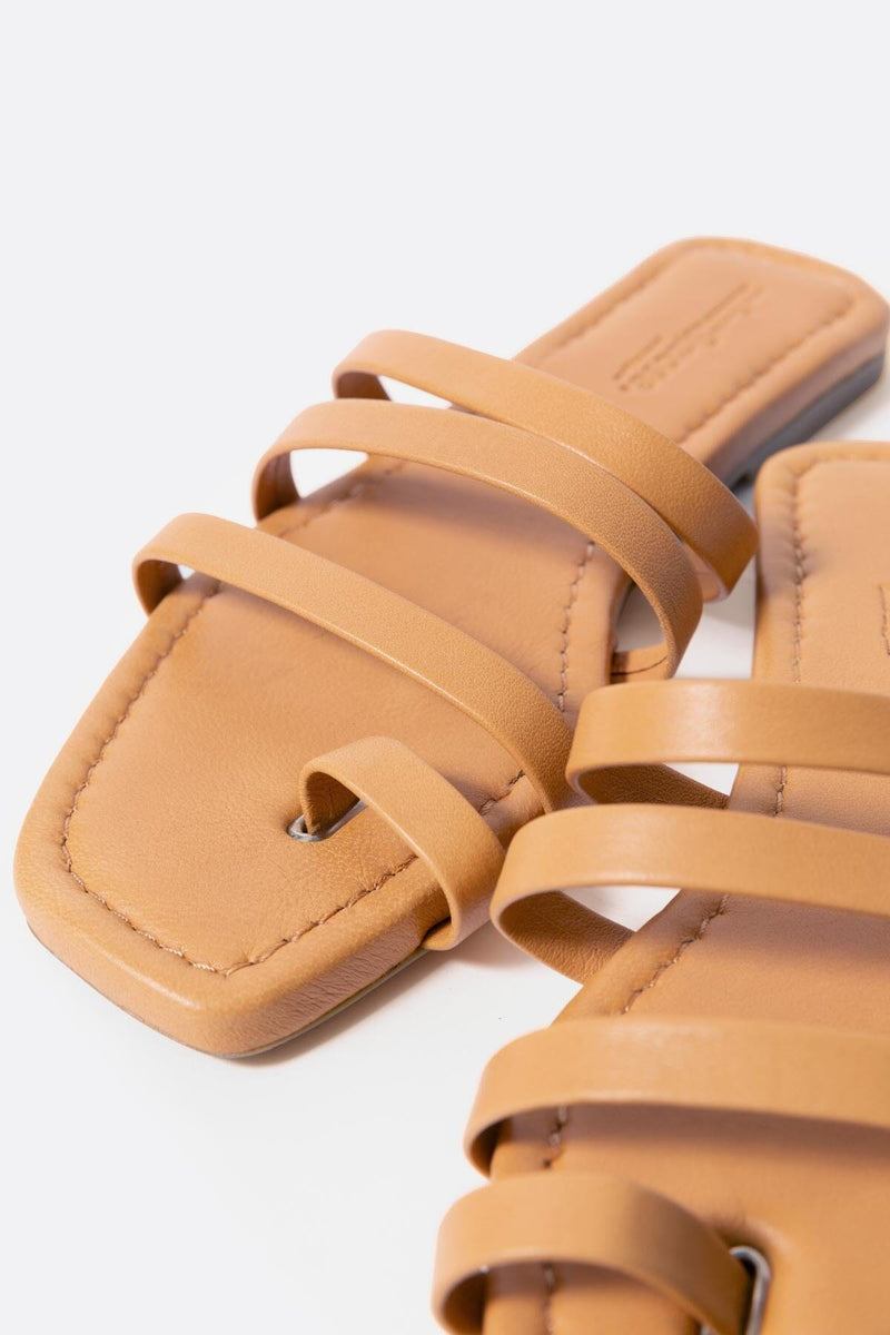 Olimpia flat caramelo