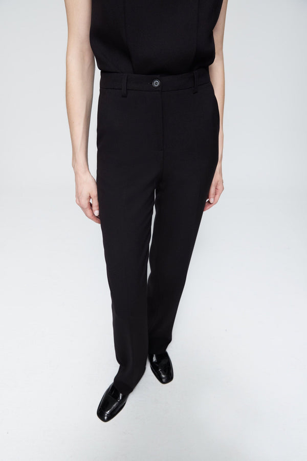 Pantalón recto lana negro