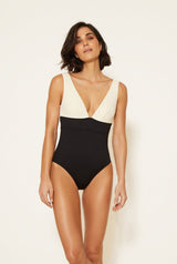 Saint Cyr Ivory Black