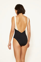 Saint Cyr Ivory Black