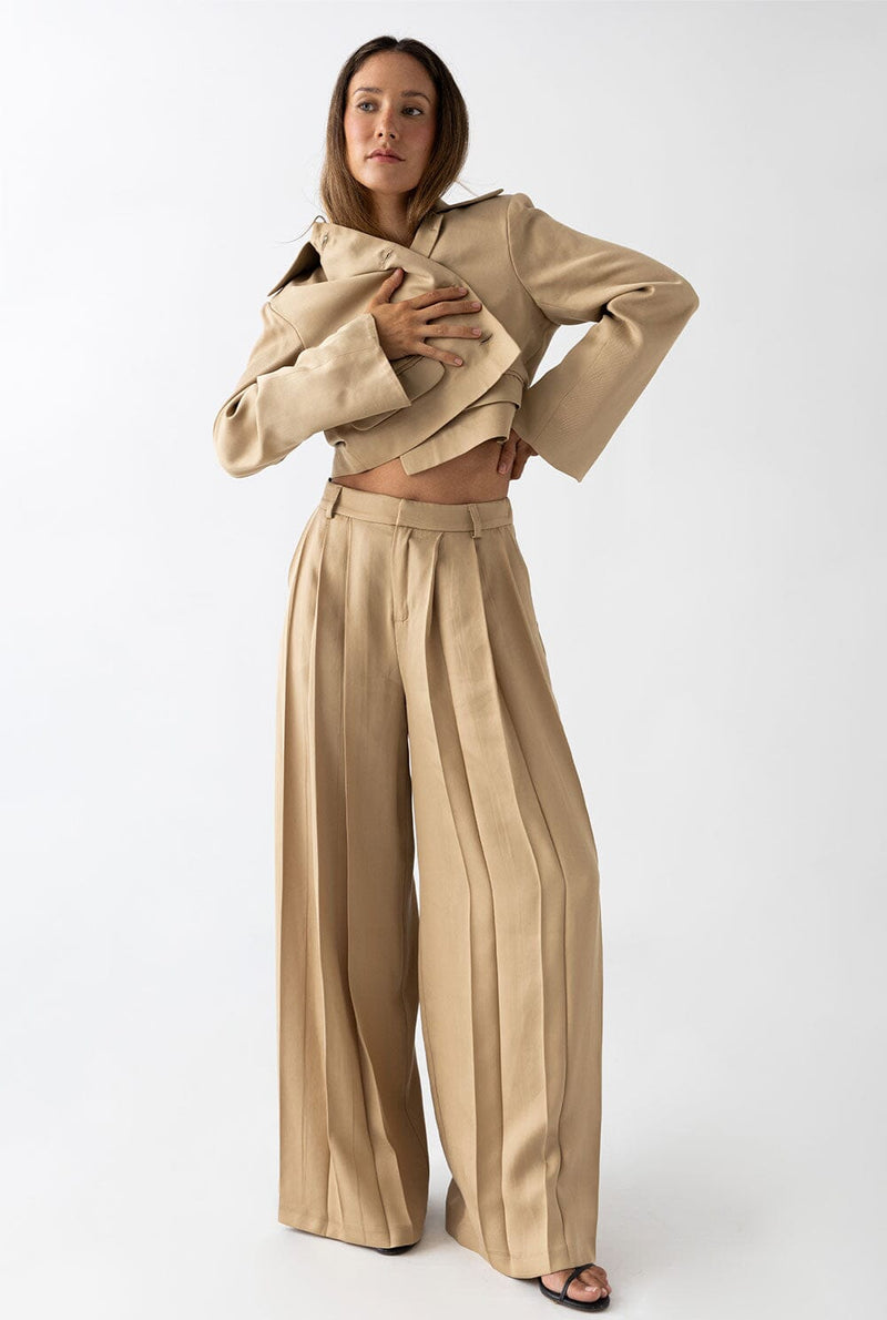 STRUCTURED JACKET: CAMEL