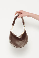 The Baby Gondola bag velvet Taupe